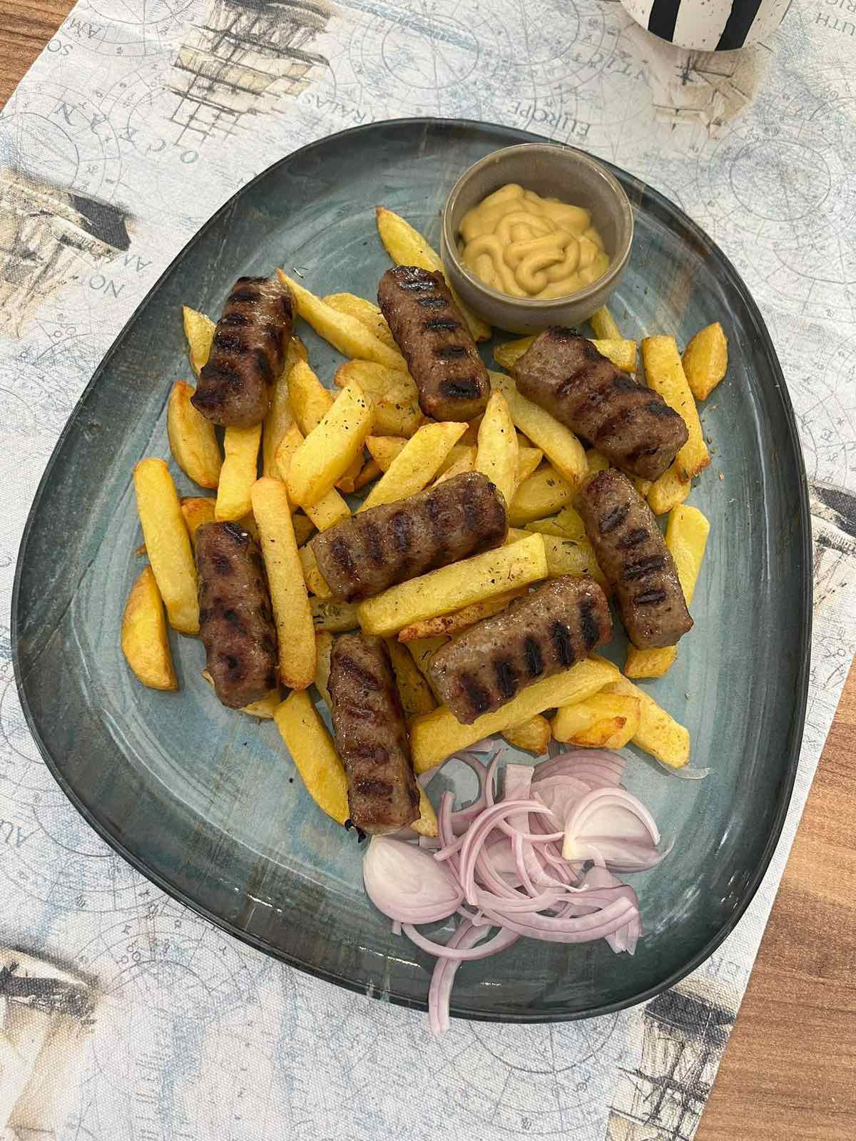 Гръцки кебапчета